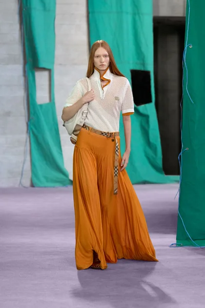 Look 38